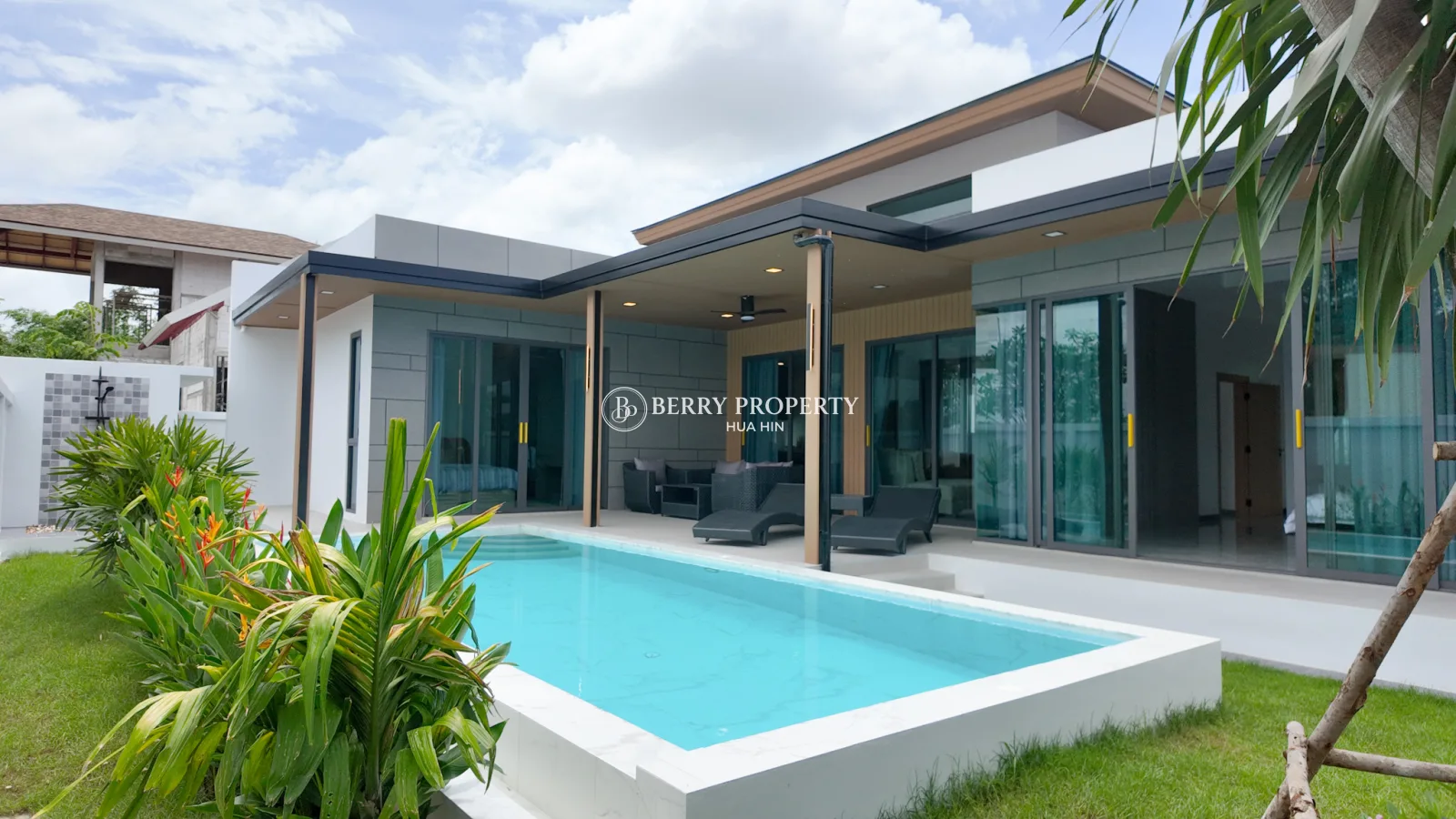SALWEEN VILLA