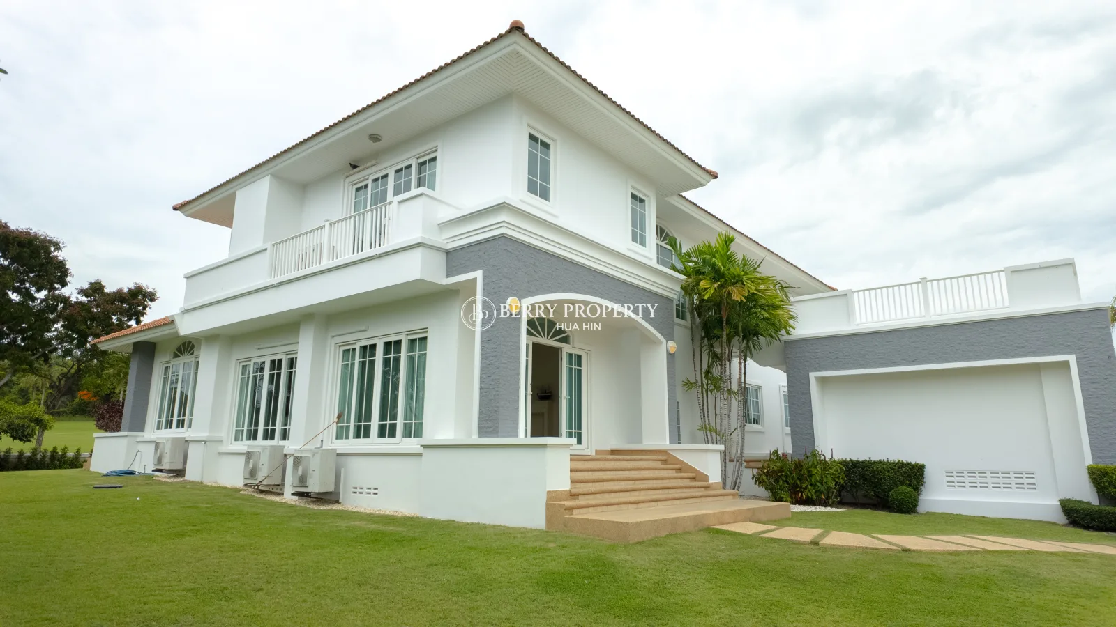 PALM HILLS GOLF CLUB &amp; RESIDENCE