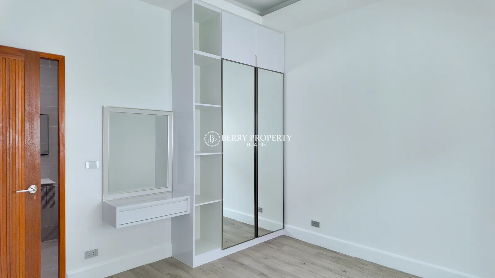 STAND ALONE PRIVATE POOL VILLA FOR SALE - 11