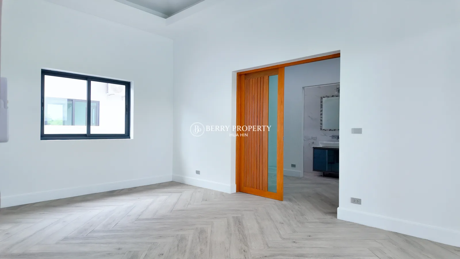 STAND ALONE PRIVATE POOL VILLA FOR SALE - 14
