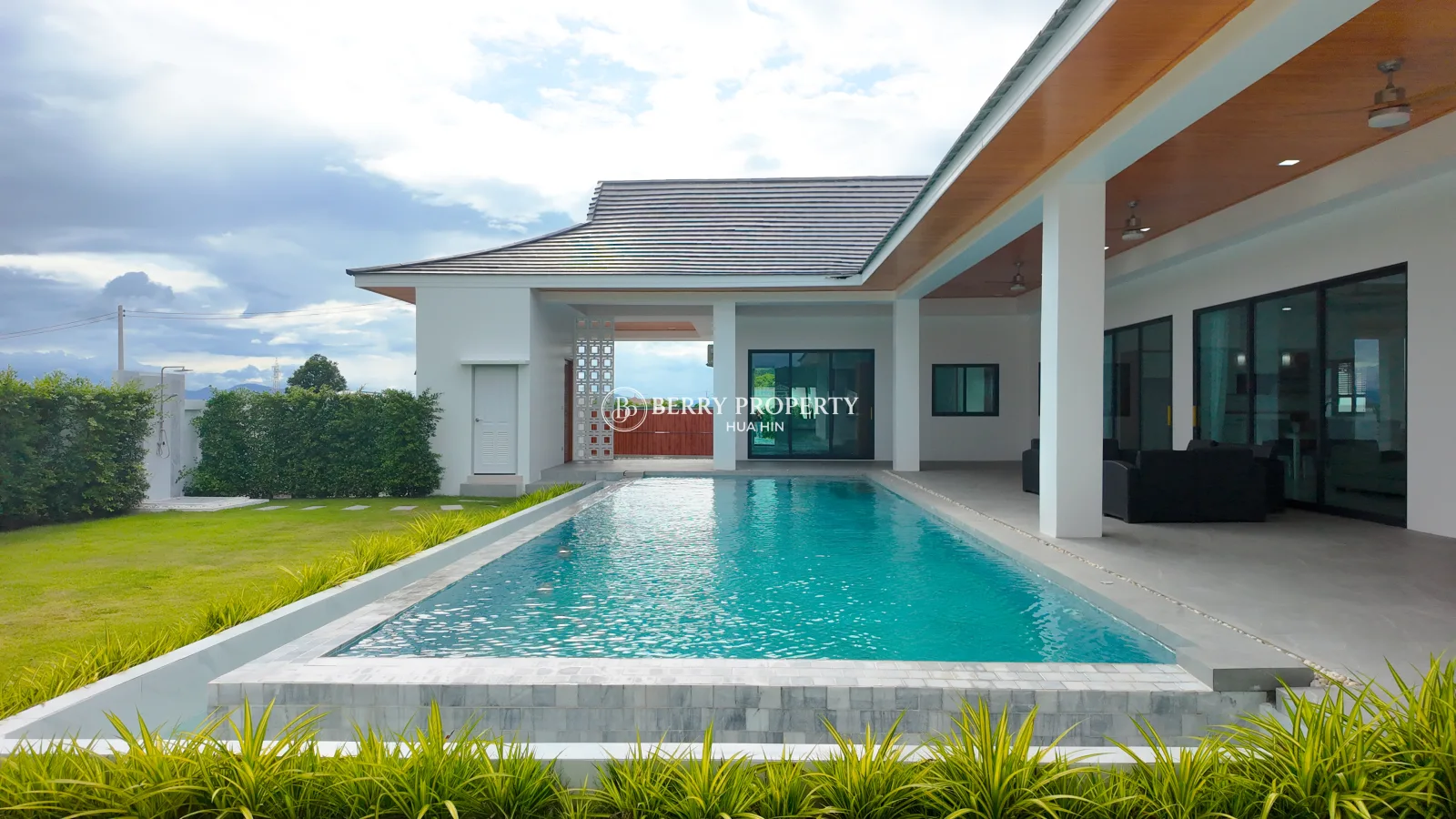 STAND ALONE PRIVATE POOL VILLA FOR SALE - 20