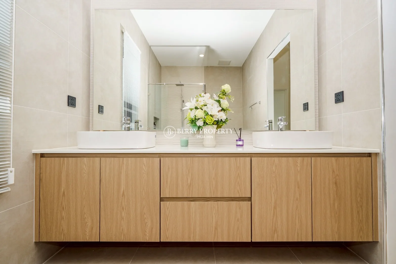 LUXURY POOL VILLA IN HUA HIN (SOI 112) - 10