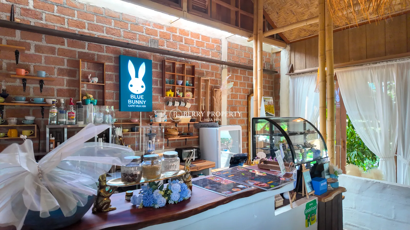 BLUE BUNNY CAFE IN HUA HIN - 3